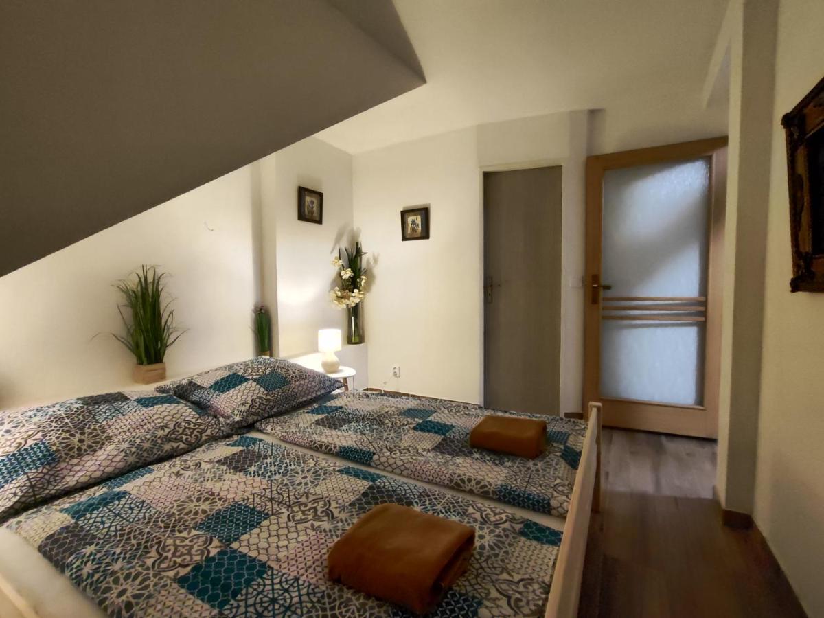 Apartament Kralovak Králŭv Dvŭr Zewnętrze zdjęcie