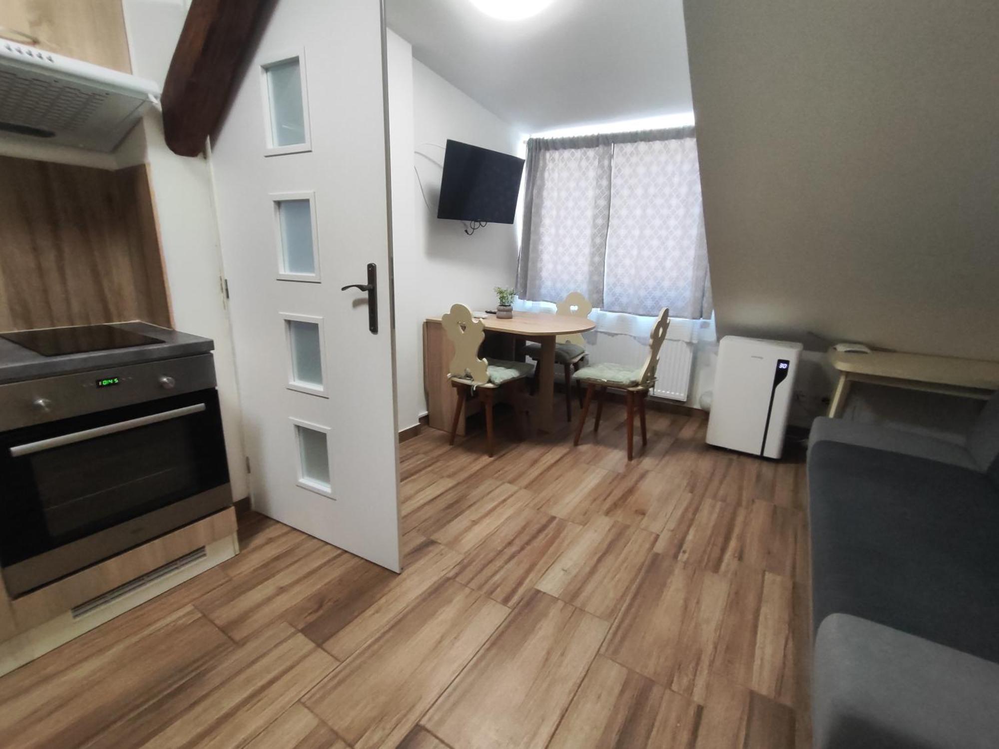 Apartament Kralovak Králŭv Dvŭr Zewnętrze zdjęcie